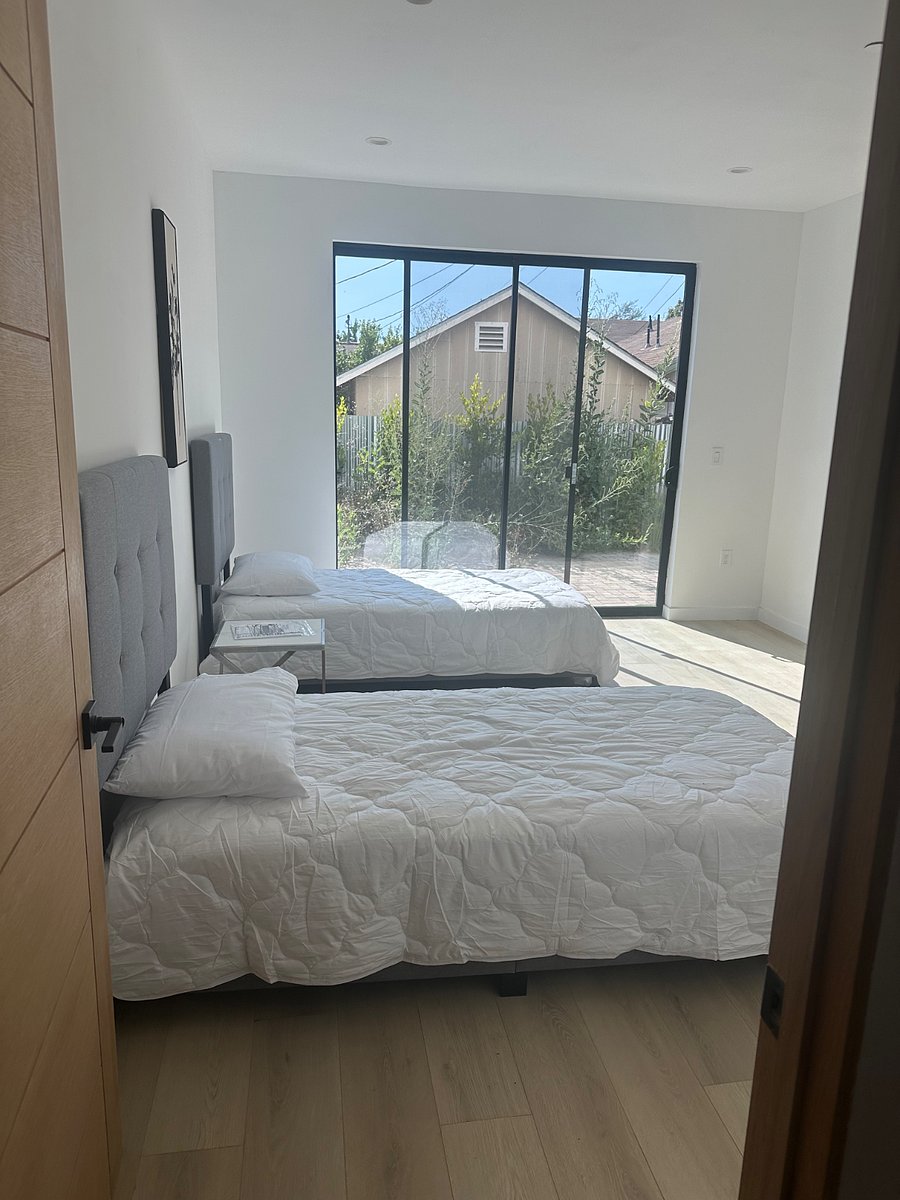 Furnished Finder property 876741_1 photo 13
