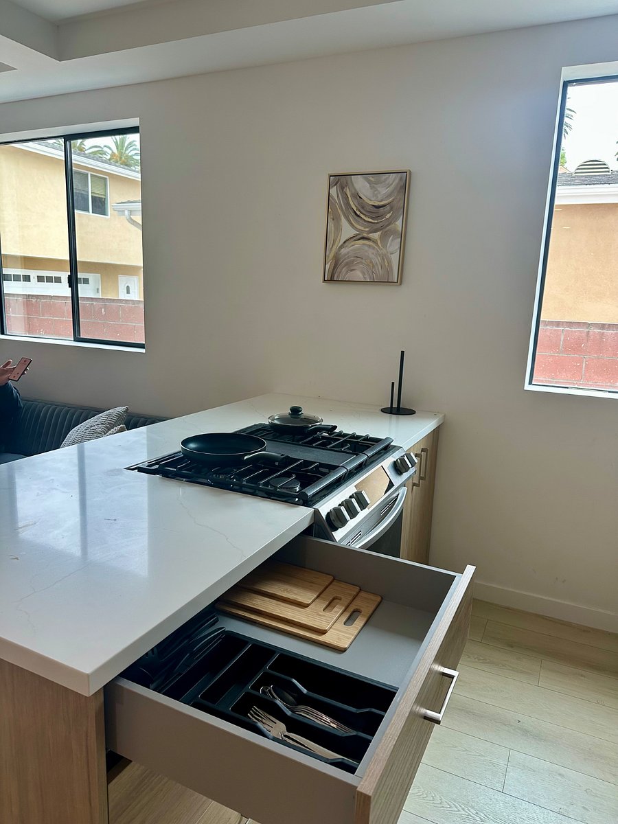 Furnished Finder property 876741_2 photo 5