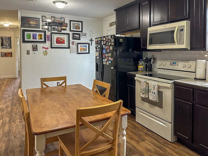 Furnished Finder property 876807_1 photo 13