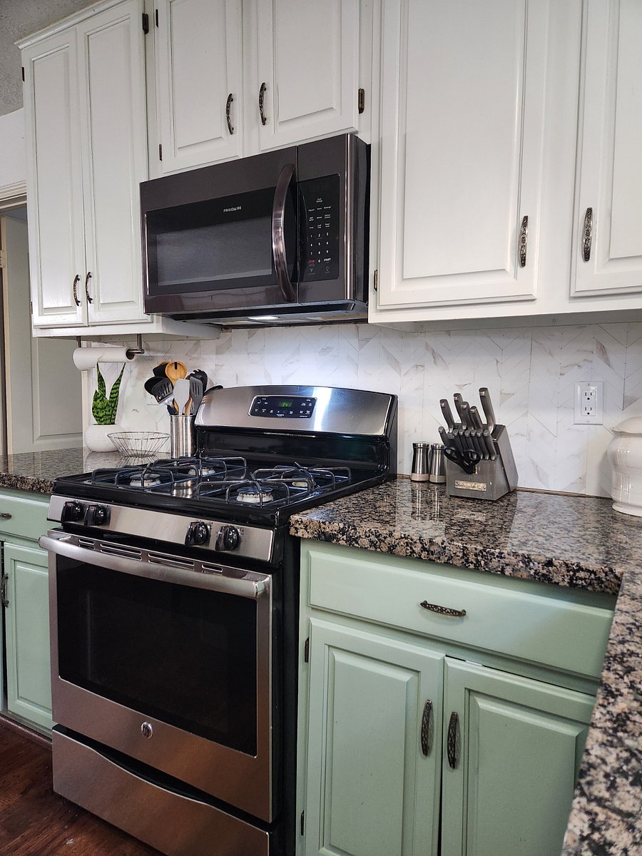 Furnished Finder property 876821_1 photo 5
