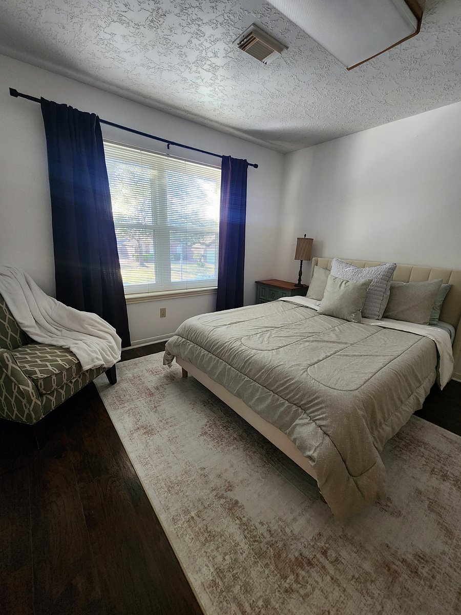 Furnished Finder property 876821_1 photo 35