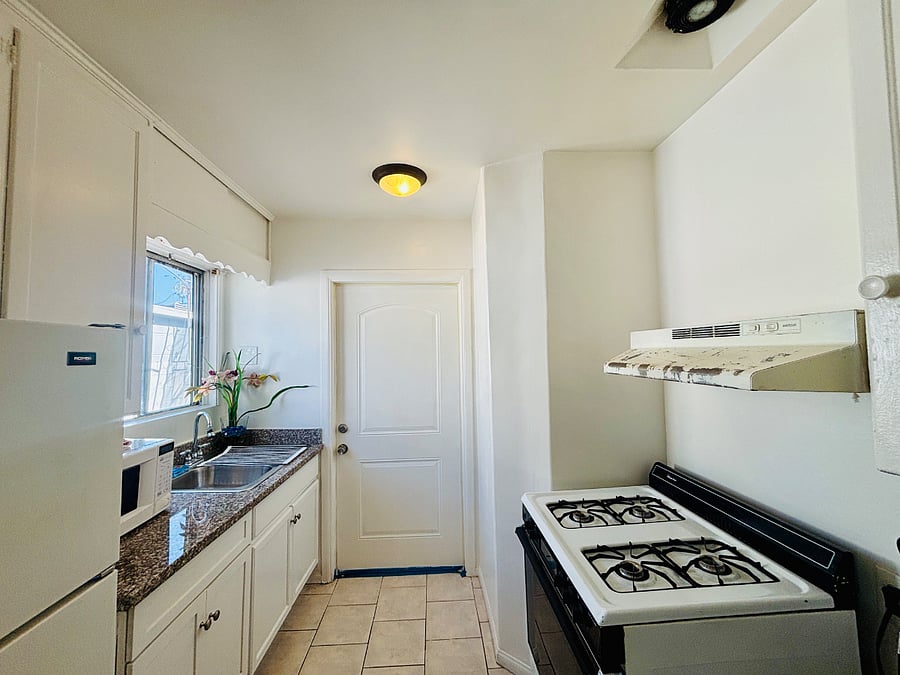 Furnished Finder property 876833_1 photo 5