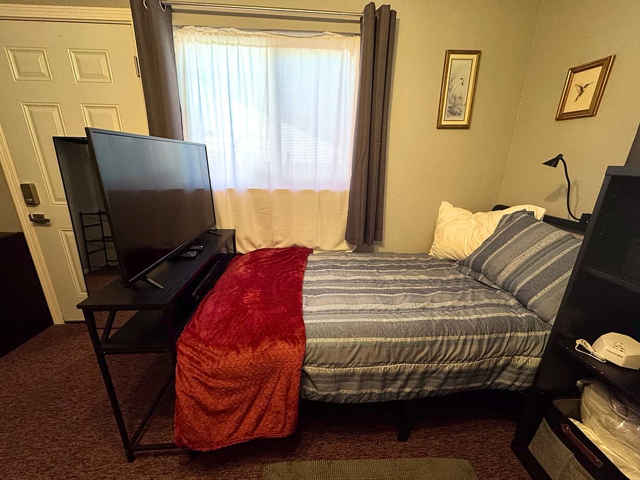 Furnished Finder property 876843_2 photo 3