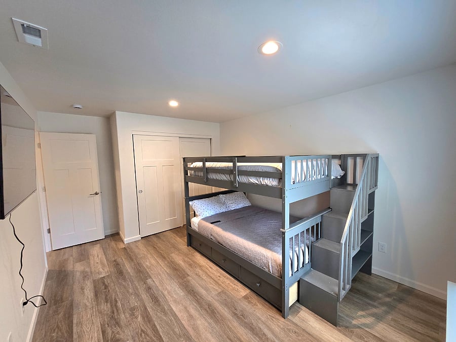 Furnished Finder property 876863_1 photo 15