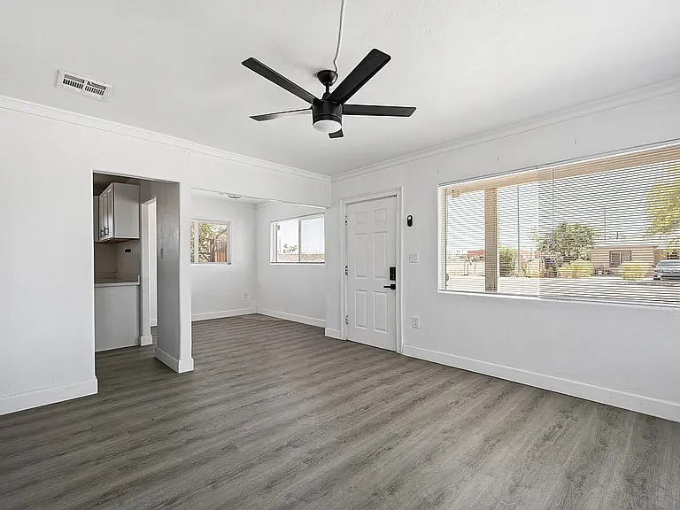 Furnished Finder property 876882_1 photo 4