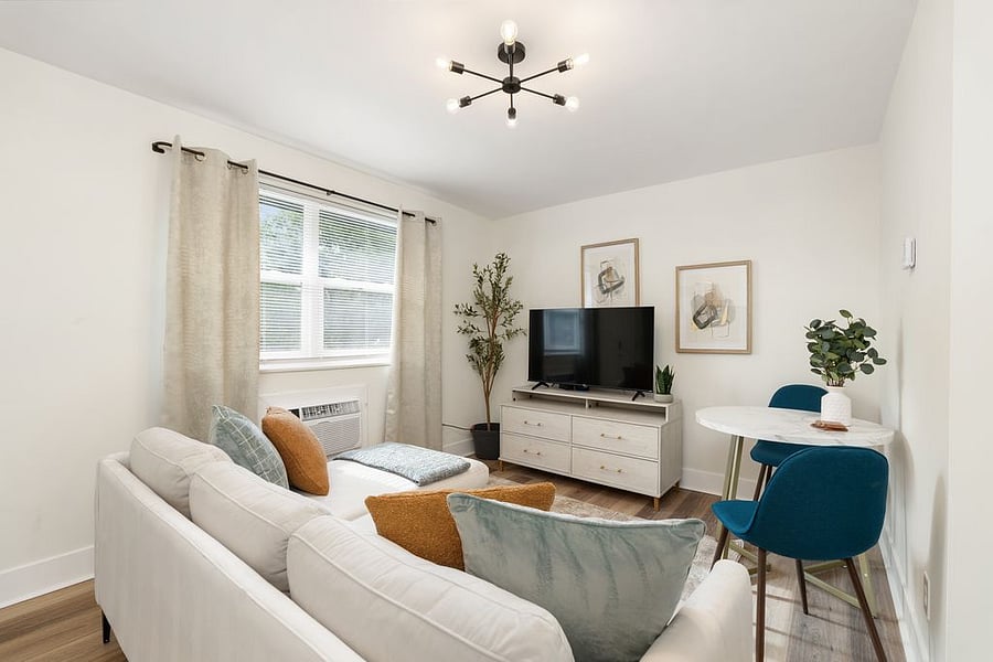 Furnished Finder property 876894_8 photo 4