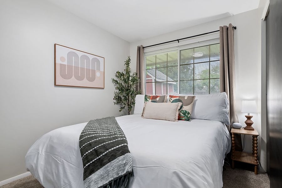 Furnished Finder property 876920_1 photo 17
