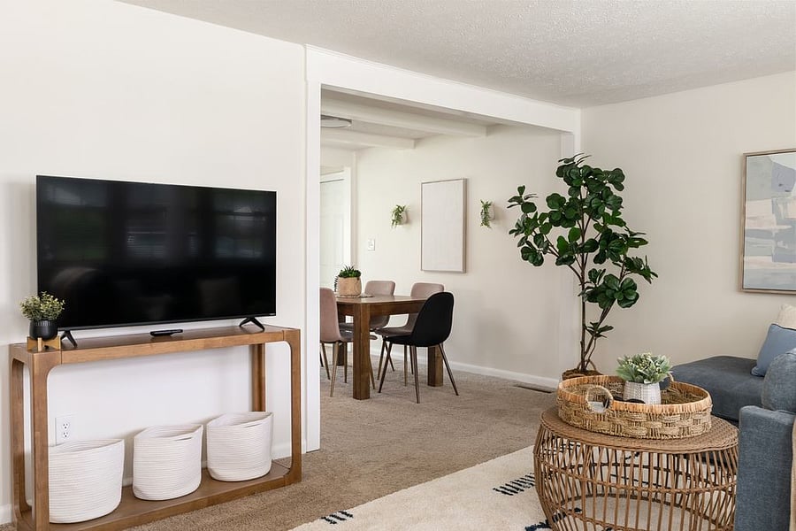 Furnished Finder property 876921_1 photo 3