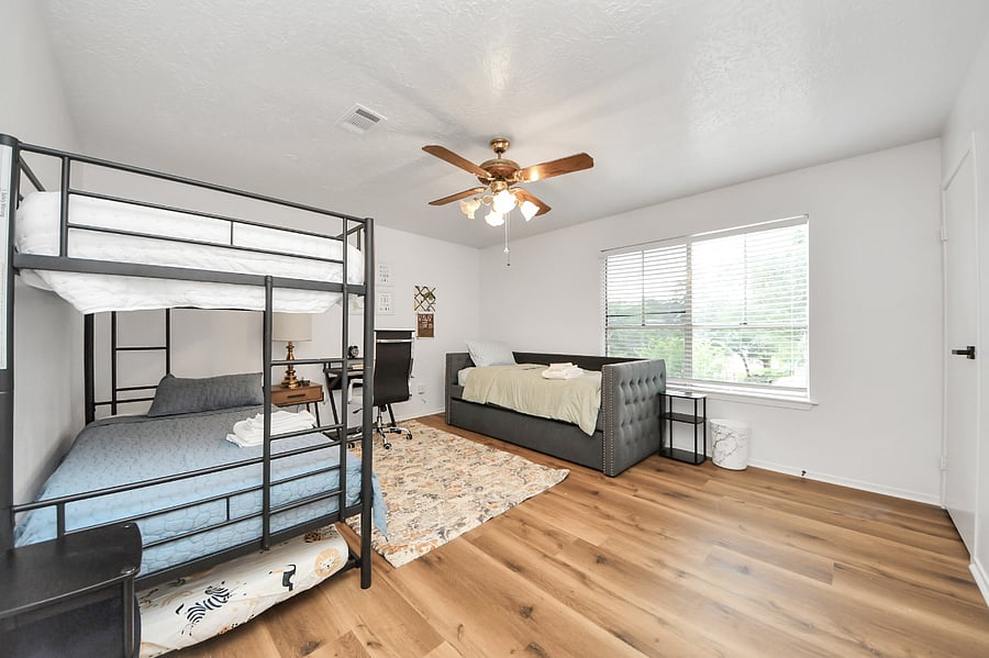 Furnished Finder property 876971_1 photo 24