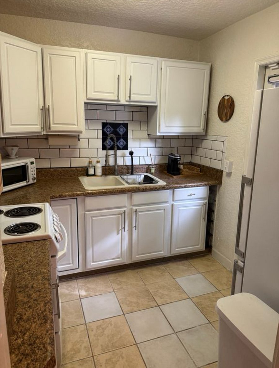 Furnished Finder property 876978_1 photo 5