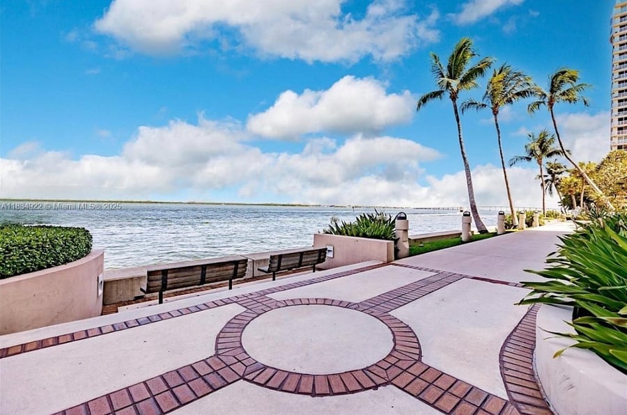 Furnished Finder property 876989_1 photo 7