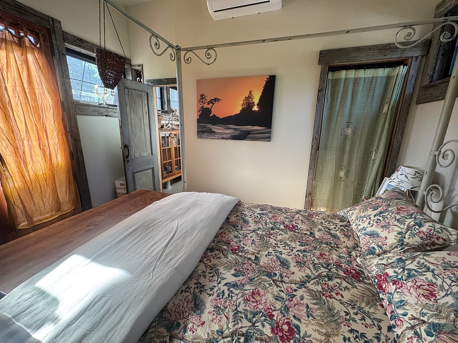 Furnished Finder property 877000_1 photo 3