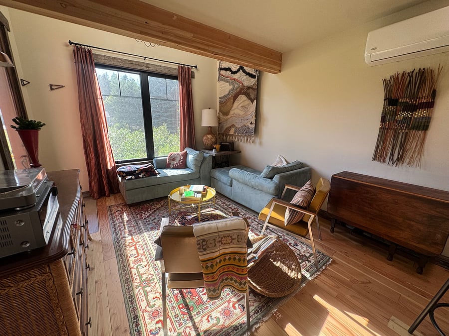 Furnished Finder property 877000_1 photo 4
