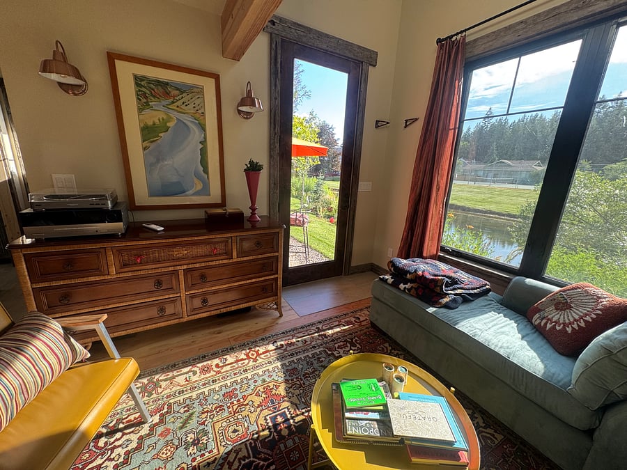 Furnished Finder property 877000_1 photo 8