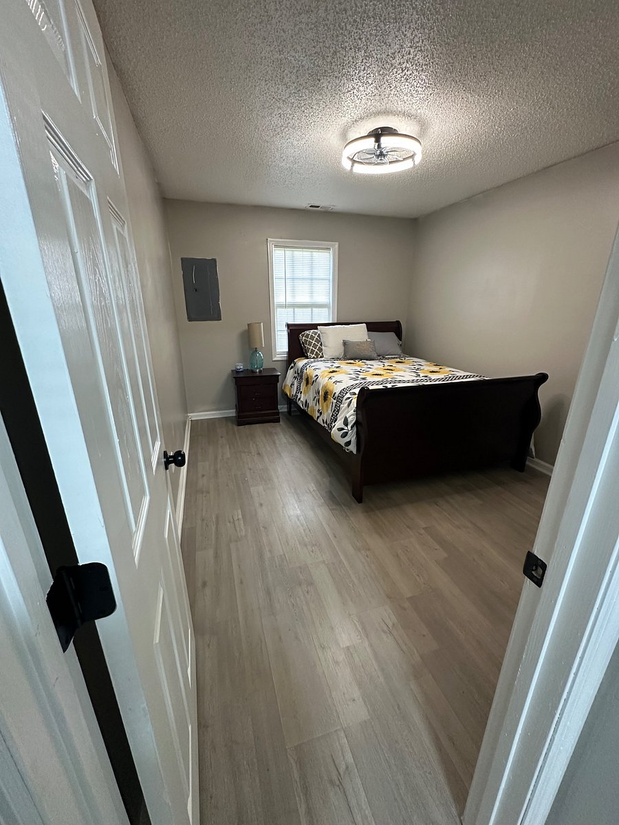 Furnished Finder property 877021_1 photo 5
