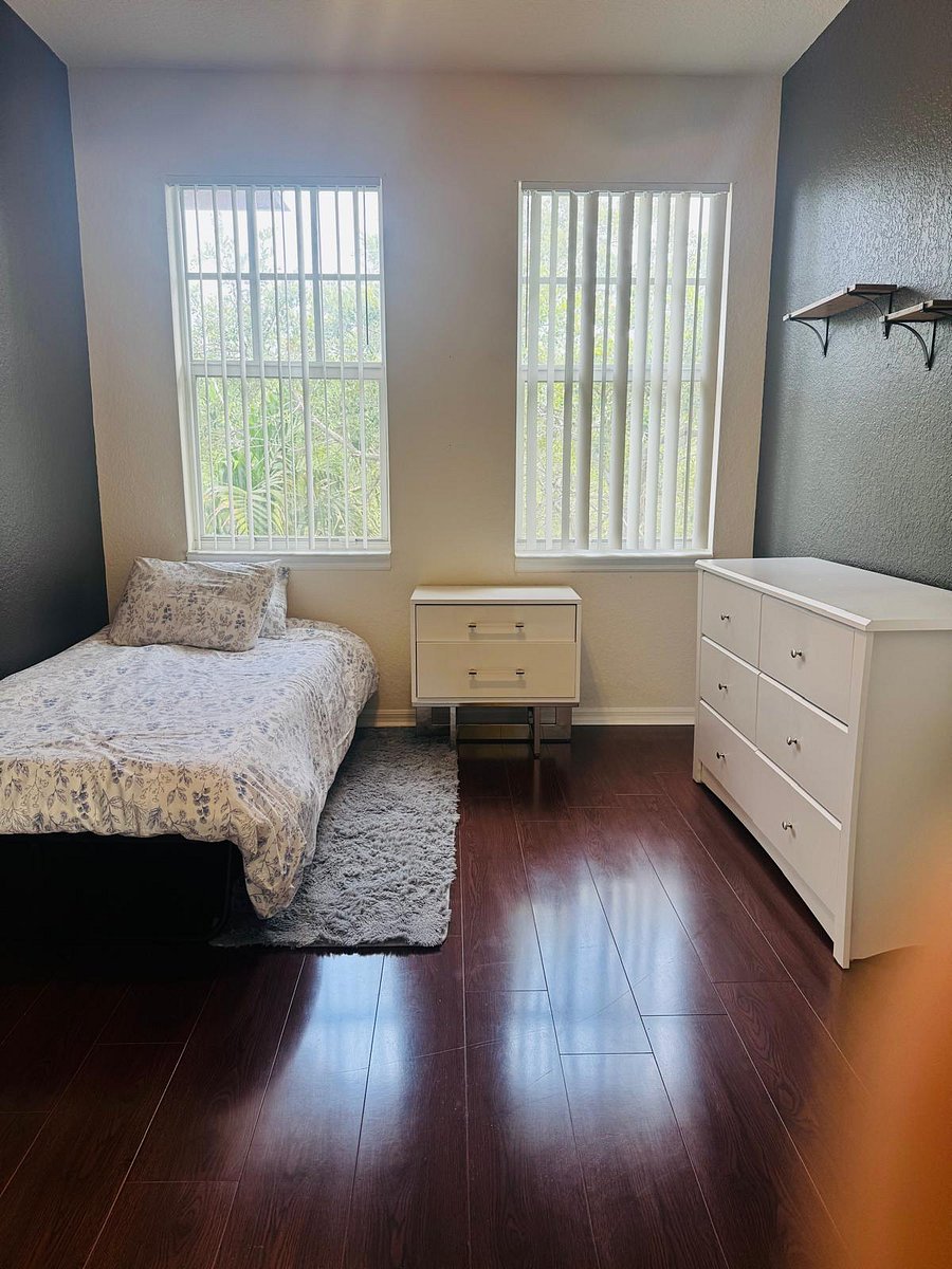 Furnished Finder property 877030_1 photo 16