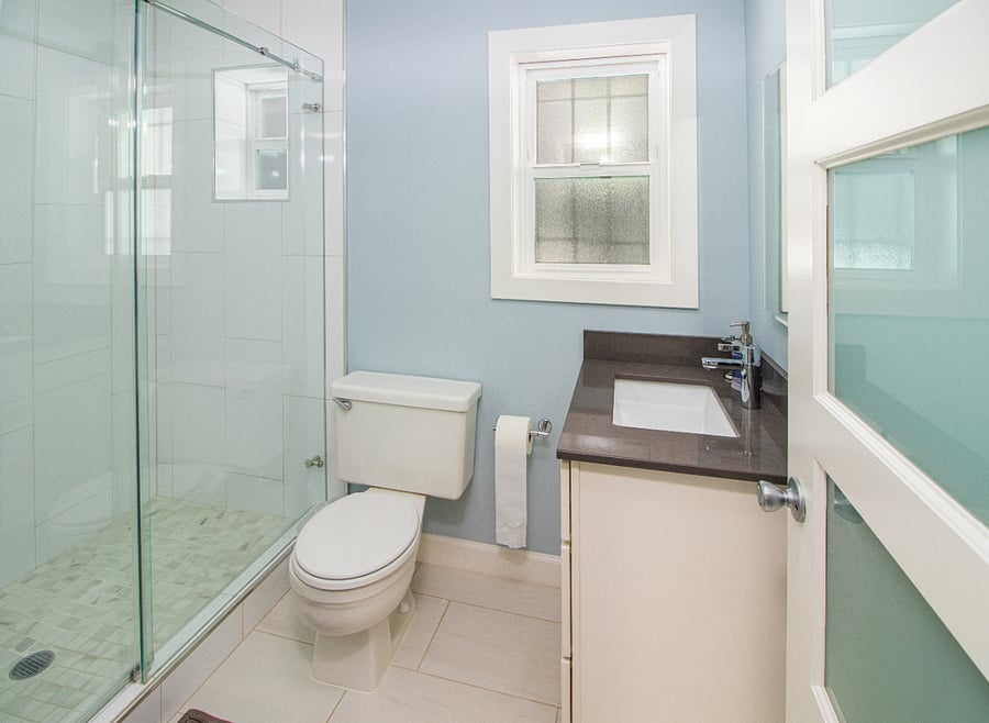 Modern bathroom