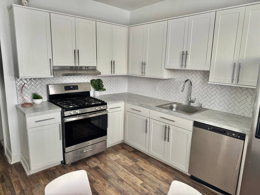 Furnished Finder property 877120_1 photo 13