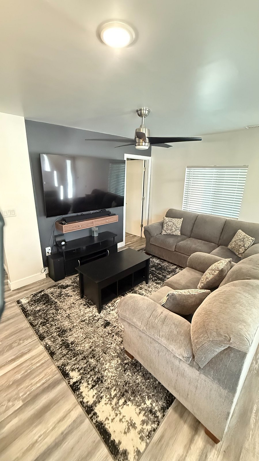 Furnished Finder property 877121_1 photo 4