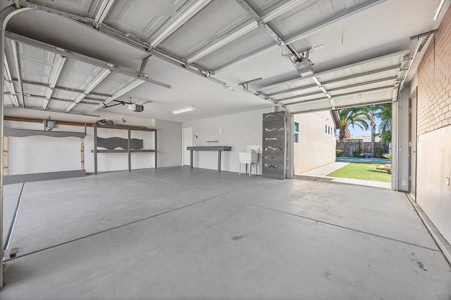 Furnished Finder property 877135_1 photo 30
