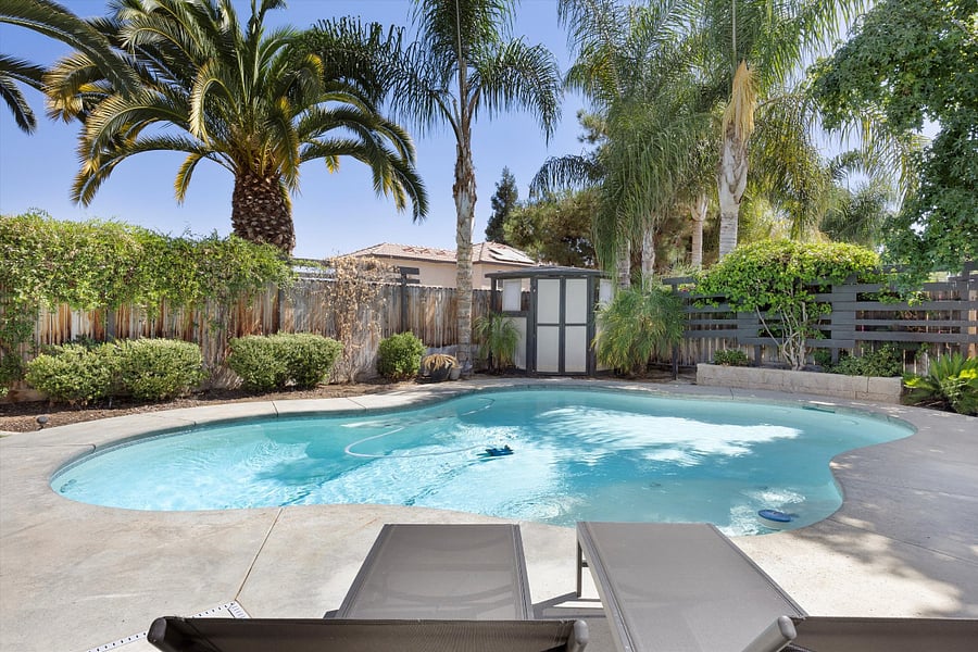 Furnished Finder property 877135_1 photo 3