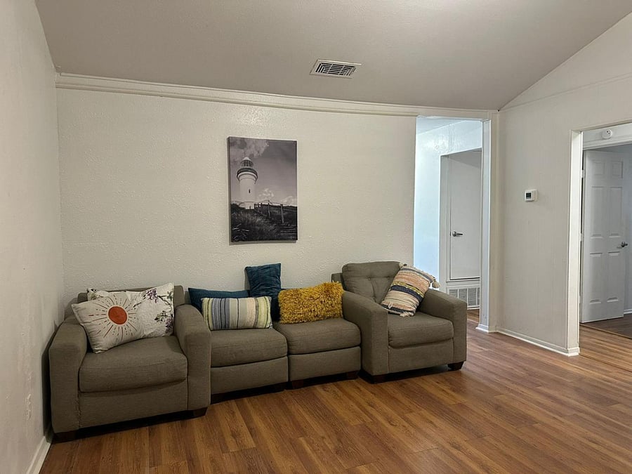 Furnished Finder property 877139_1 photo 4