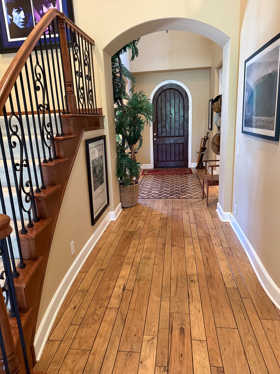 Front Entry, Interior