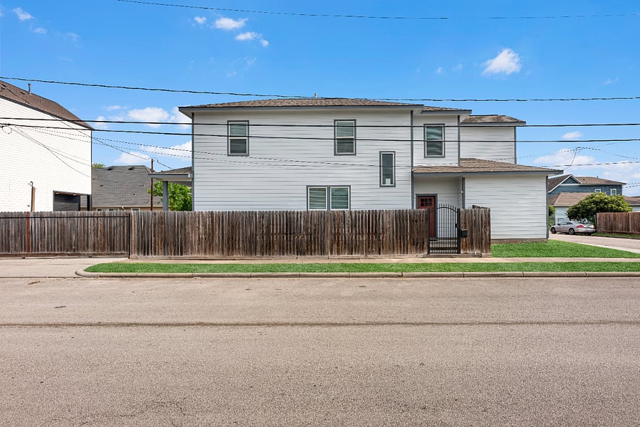 Furnished Finder property 877161_1 photo 24