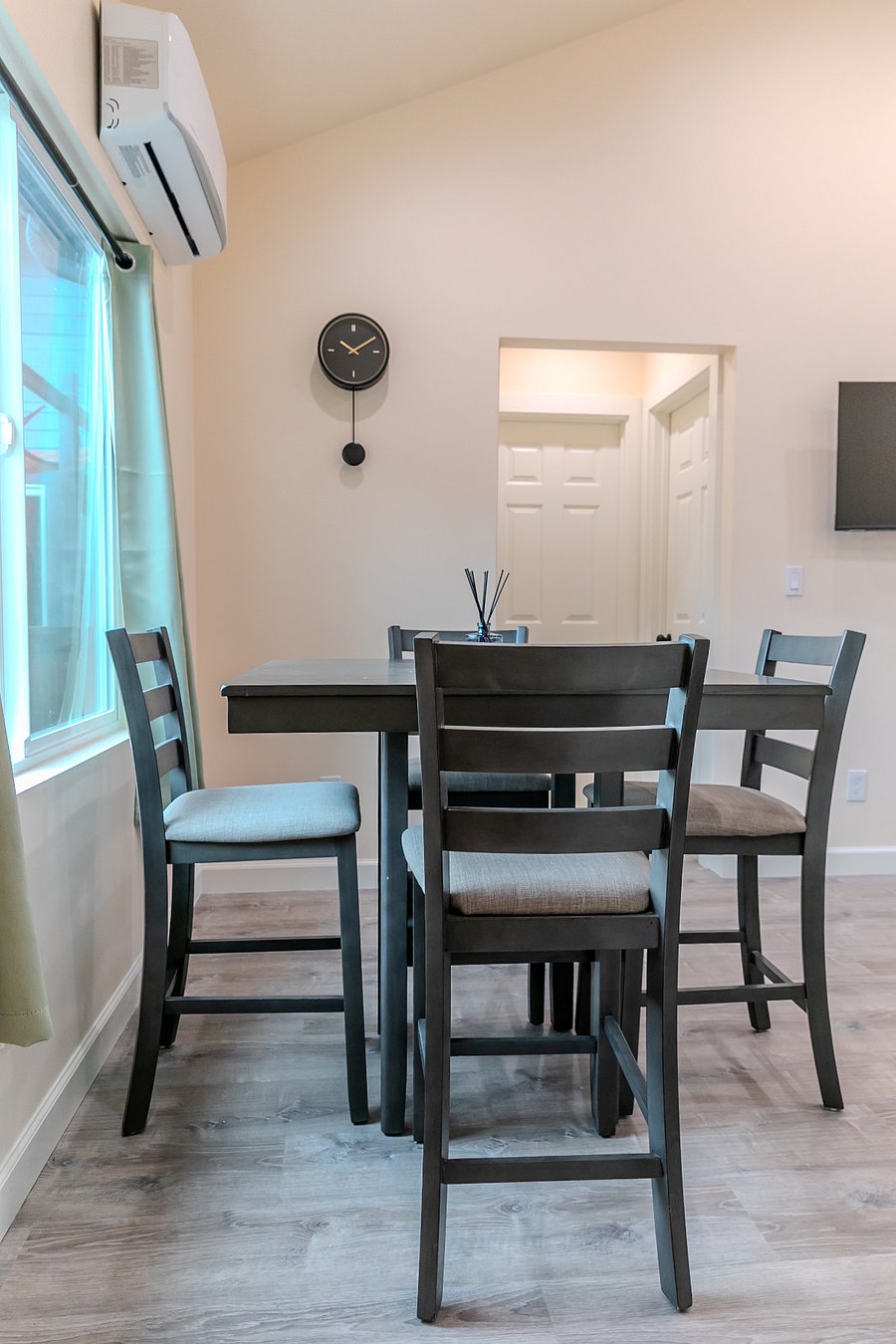Furnished Finder property 877162_1 photo 3