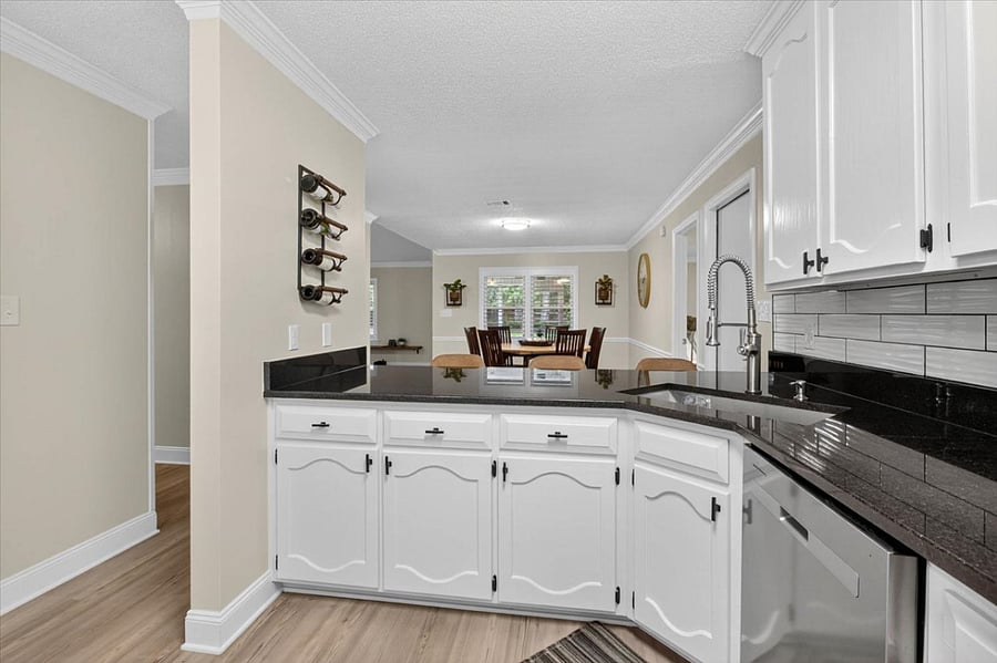 Furnished Finder property 877180_1 photo 22