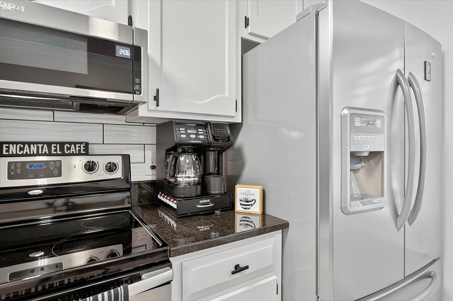 Furnished Finder property 877180_1 photo 24