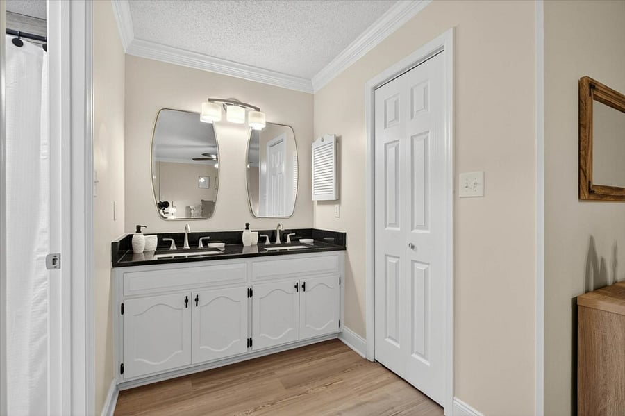 Furnished Finder property 877180_1 photo 37