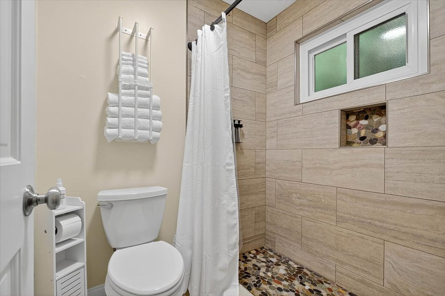 Furnished Finder property 877180_1 photo 40
