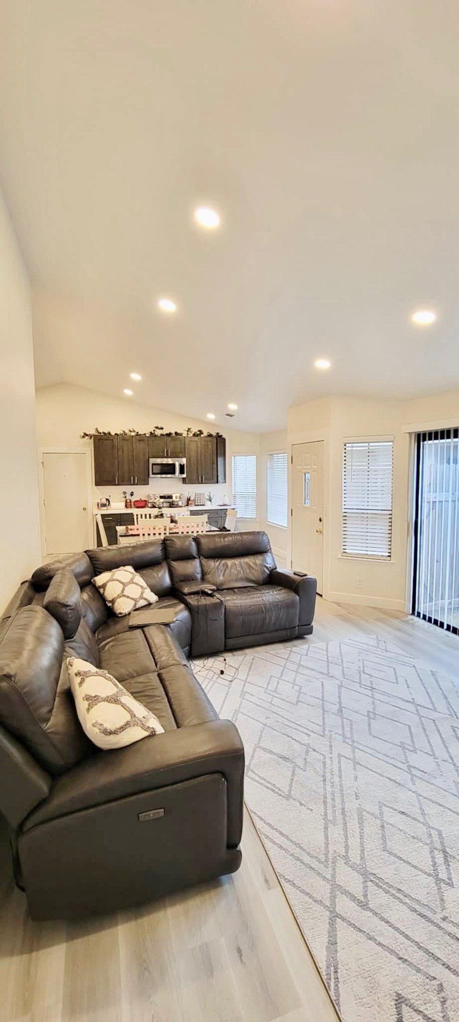 Furnished Finder property 877197_1 photo 7