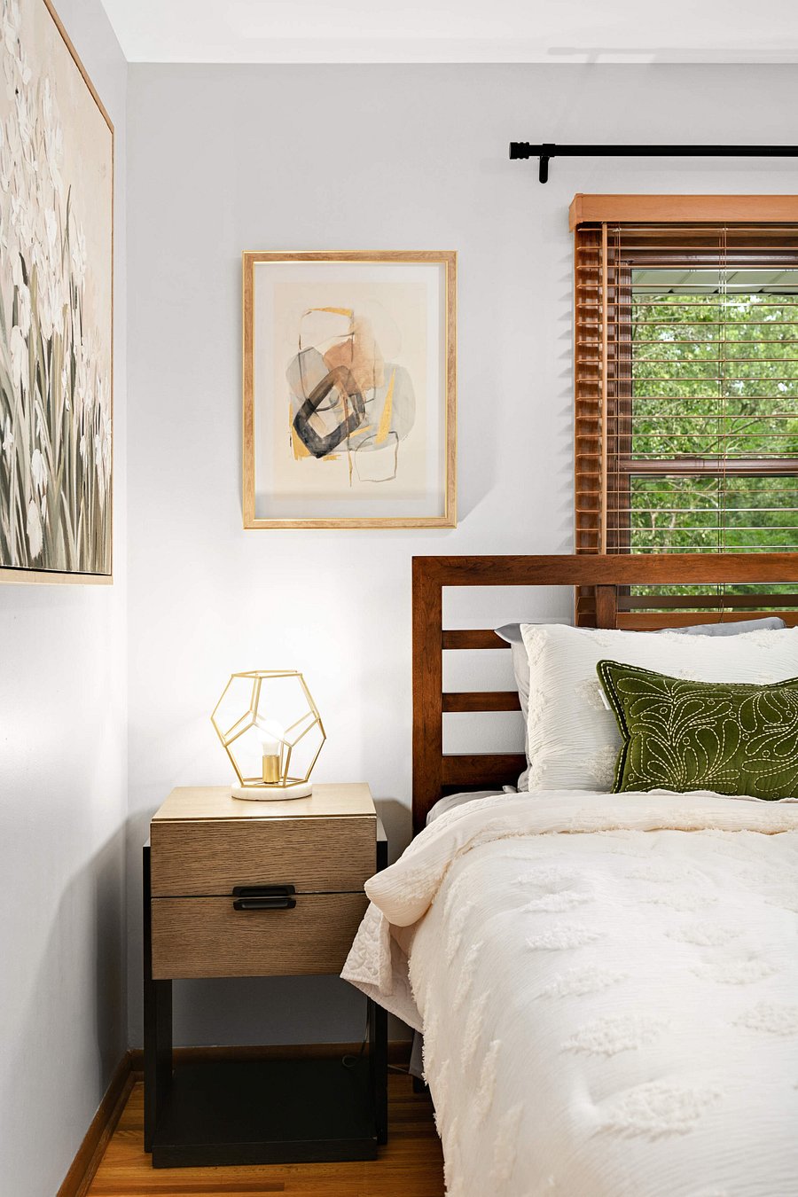 Main floor bedroom with Queen bed