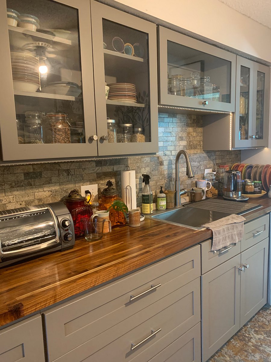 Furnished Finder property 877214_1 photo 4