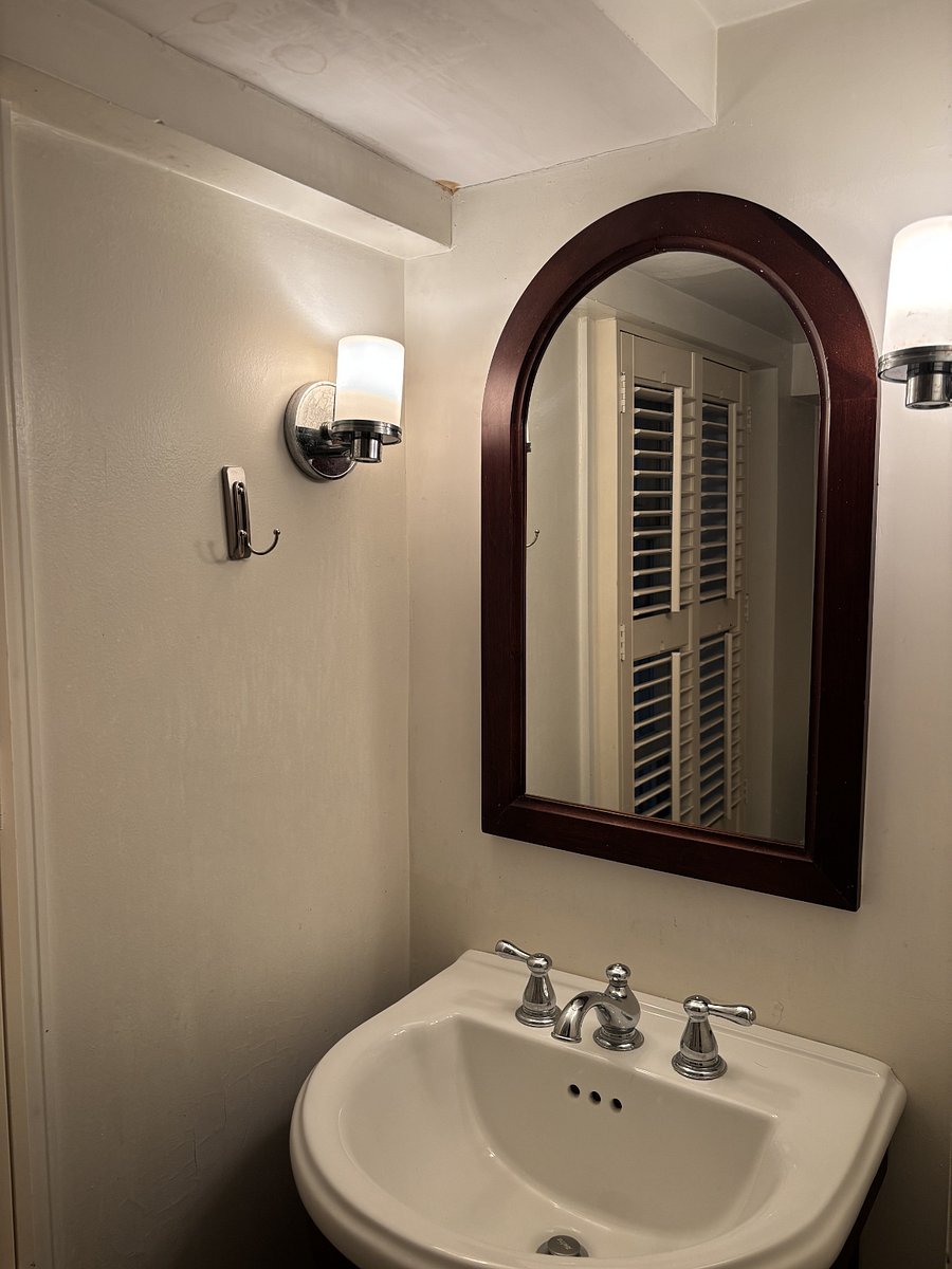 Furnished Finder property 877250_1 photo 10