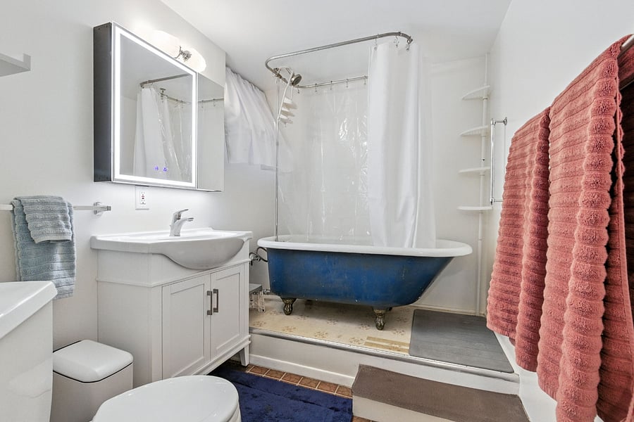 Bathroom1 w/ 100-year-old claw-foot tub