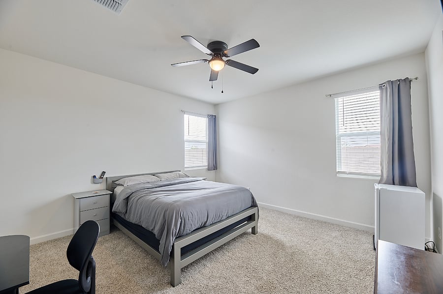 Room 5 (Master) - $1,200
