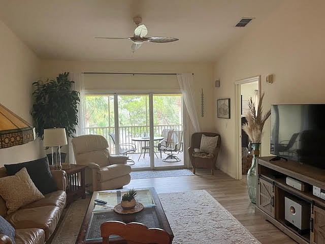 Furnished Finder property 877287_1 photo 3