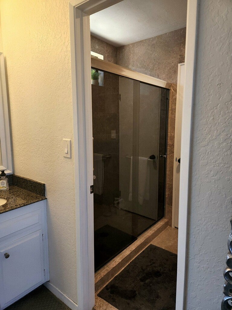 Furnished Finder property 877305_1 photo 9