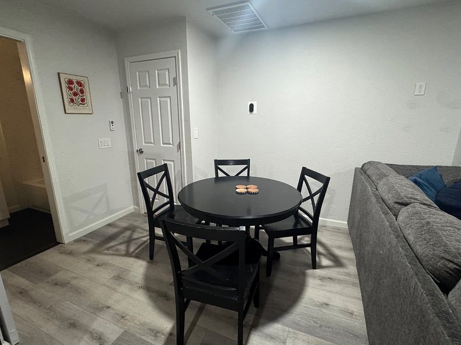Furnished Finder property 877310_1 photo 9