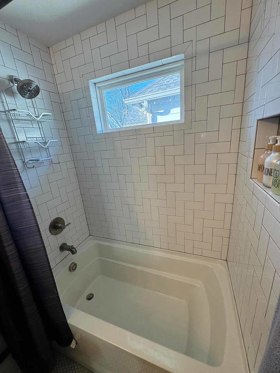 Jack and Jill Bathroom Between 1st and 2nd Bedroom