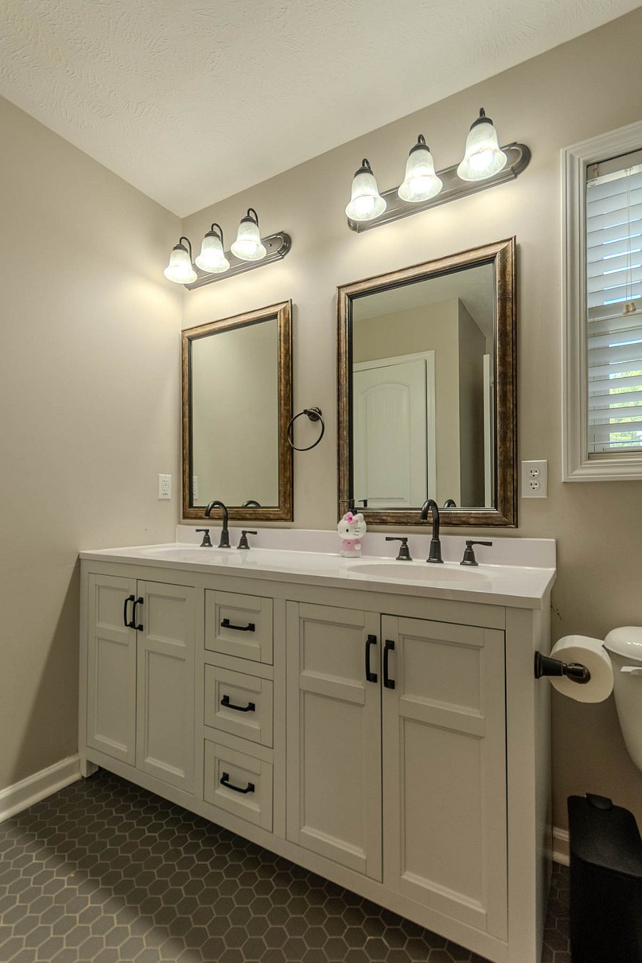 Furnished Finder property 877388_1 photo 18