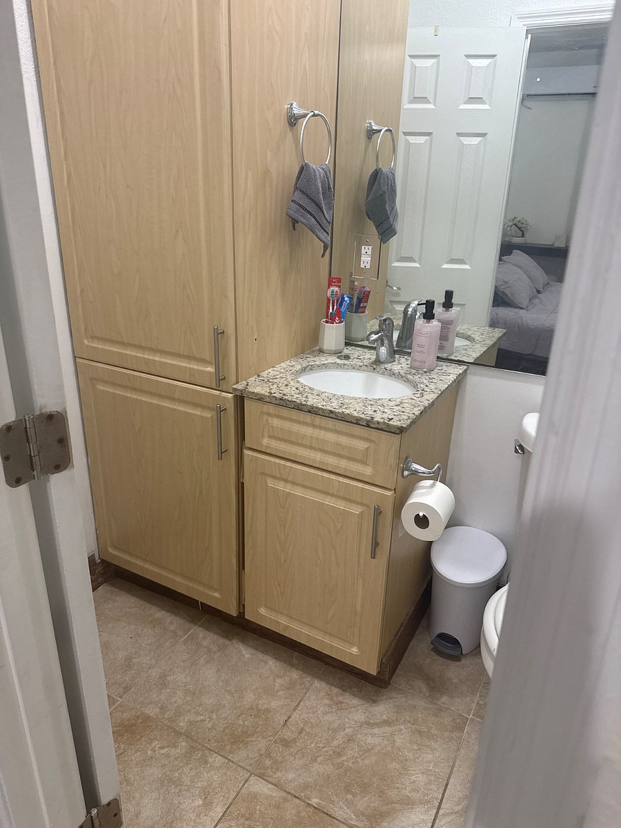 Furnished Finder property 877400_1 photo 2