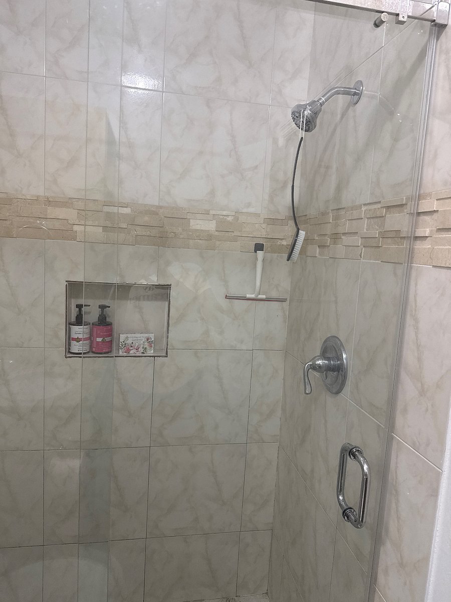 Furnished Finder property 877400_1 photo 5