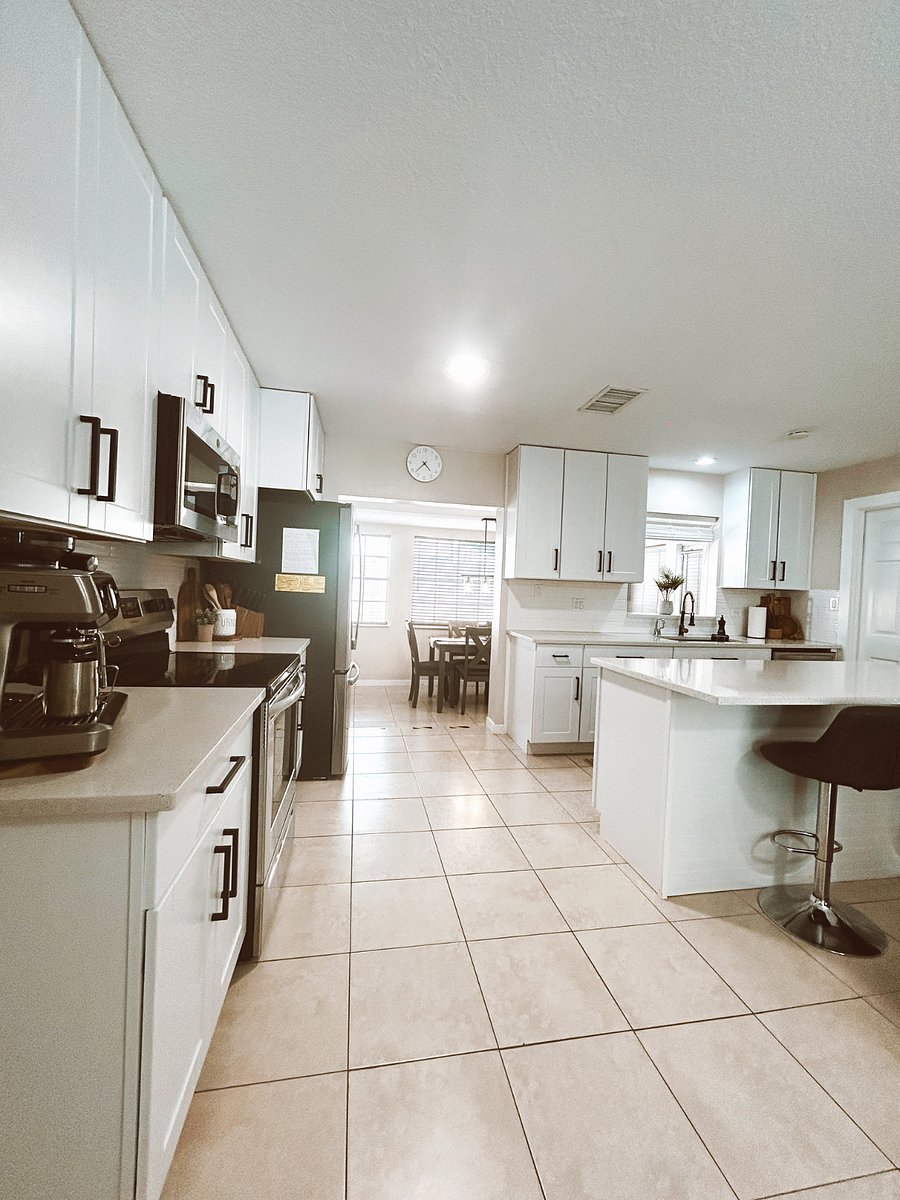 Furnished Finder property 877424_1 photo 30