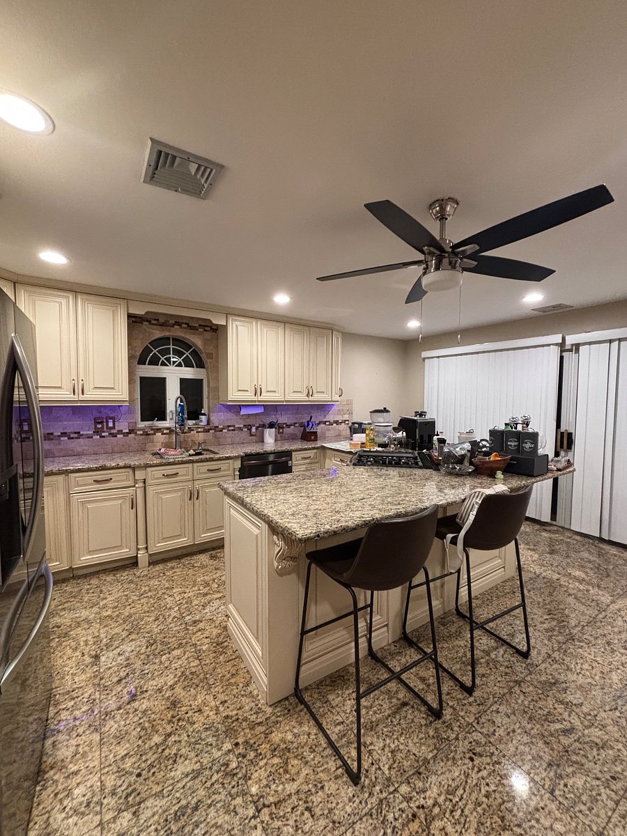 Furnished Finder property 877437_1 photo 16