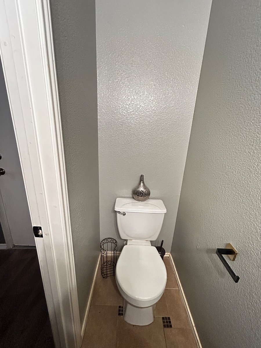 Furnished Finder property 877439_1 photo 15