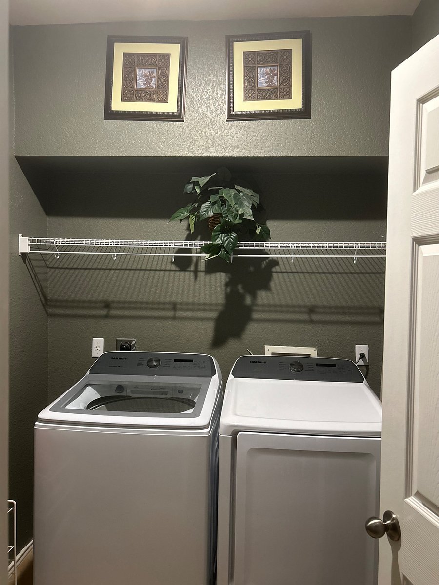 Furnished Finder property 877439_1 photo 16